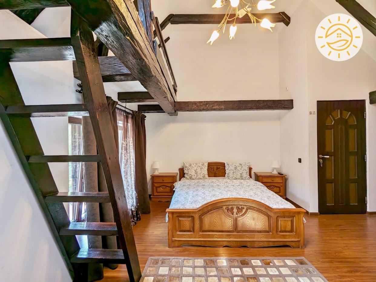 Casa Bergwald Lägenhet Rîşnov Exteriör bild