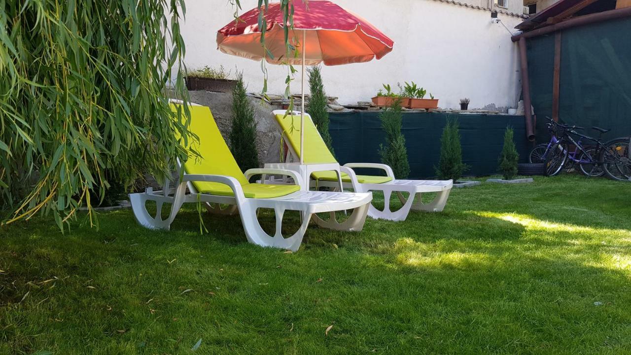 Casa Bergwald Lägenhet Rîşnov Exteriör bild